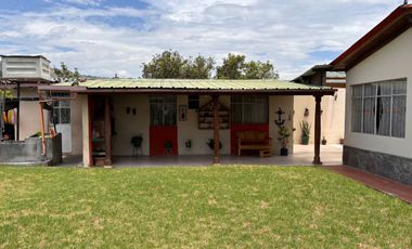 EN VENTA QUINTA EN GUAYLLABAMBA. EXCELENTE UBICACION