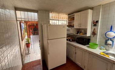 EN VENTA QUINTA EN GUAYLLABAMBA. EXCELENTE UBICACION