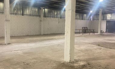 RENTA BODEGA INDUSTRIAL 820 M2