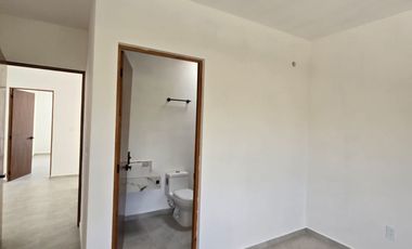 CASA RESIDENCIAL EN BOSQUES DE CONKAL