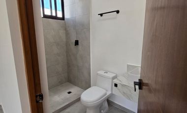 CASA RESIDENCIAL EN BOSQUES DE CONKAL