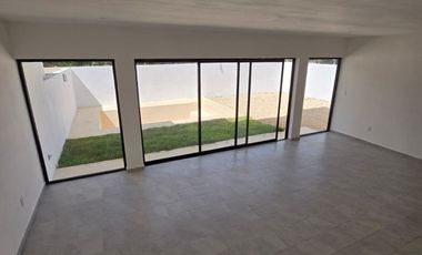 CASA RESIDENCIAL EN BOSQUES DE CONKAL
