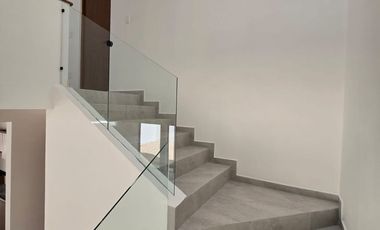 CASA RESIDENCIAL EN BOSQUES DE CONKAL