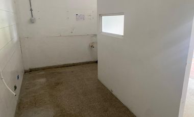 Local  en arriendo,  El Chuscal, Envigado, Antioquia