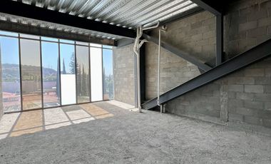 Venta oficina en Depoint Jurica