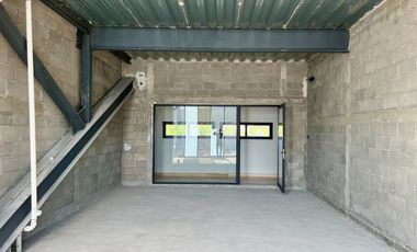 Venta oficina en Depoint Jurica