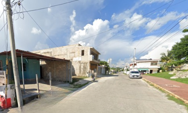 CASA EN RECUPERACIÓN BANCARIA EN C 62 No. 151 XCORAZÓN VALLADOLID YUCATÁN.