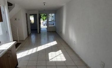 REMATO CASA EN VILLA FONTANA RESIDENCIAL TLAQUEPAQUE JALISCO