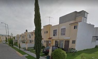 REMATO CASA EN VILLA FONTANA RESIDENCIAL TLAQUEPAQUE JALISCO