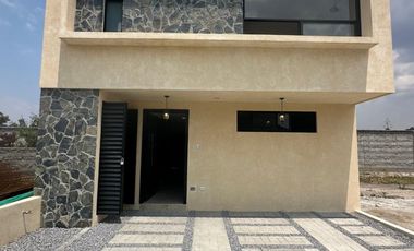 ✨ HERMOSA CASA EN VENTA EN FRACCIONAMIENTO - ZONA LA MAGDALENA ✨