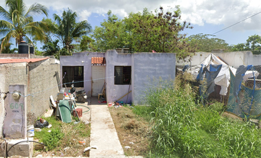 CASA EN RECUPERACIÓN BANCARIA EN C 53-B No. 609 FLAMBOYANES PROGRESO YUCATÁN.