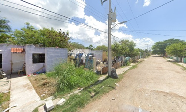 CASA EN RECUPERACIÓN BANCARIA EN C 53-B No. 609 FLAMBOYANES PROGRESO YUCATÁN.
