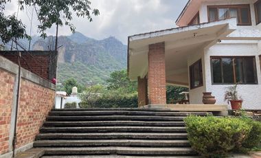 VENTA DE CASA EN PUEBLO MÁGICO TEPOZTLAN MORELOS
