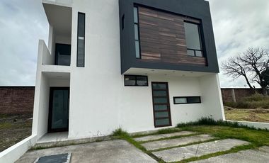 ¡HERMOSA CASA EN VENTA EN TLACOMULCO, TLAXCALA!