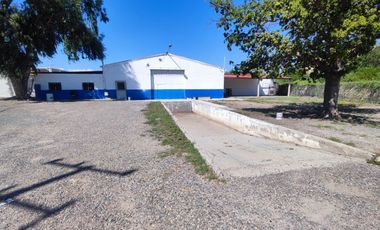 AMPLIA BODEGA EN RENTA CON OFICINAS INCLUIDAS