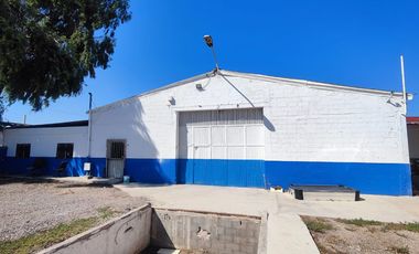 AMPLIA BODEGA EN RENTA CON OFICINAS INCLUIDAS