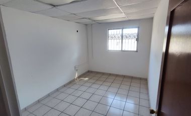 AMPLIA BODEGA EN RENTA CON OFICINAS INCLUIDAS
