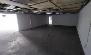 AMPLIA BODEGA EN RENTA CON OFICINAS INCLUIDAS