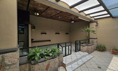 Bonita Casa en Jardines de la Paz
