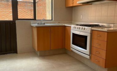 Renta de Casa en San Felipe Tlalmimilolpan