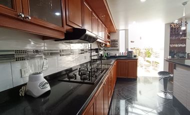 Venta Casa en Chía – Elegancia, Confort y Espacios Amplios en La Balsa