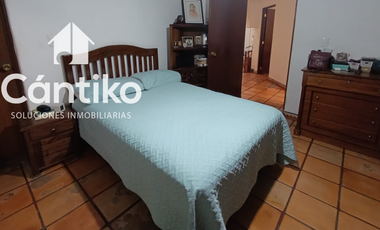 Residencia en Jardines Vista Hermosa, Colima.