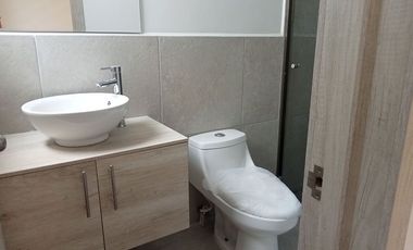 Casa en Renta de 3 Habitaciones y Cocina Equipada, en Residencial Santa Mónica, Mineral de la Reforma.