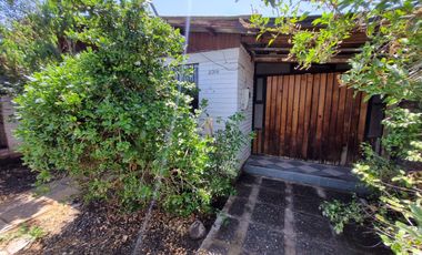 Oportunidad de Casa en Psje. Los Enebros, La Foresta II, Los Robles, comuna de Puente Alto.