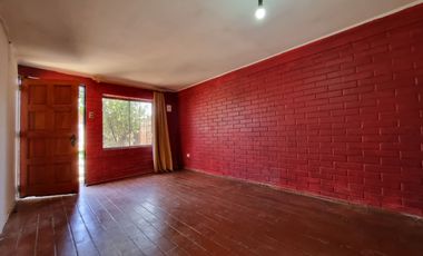 Oportunidad de Casa en Psje. Los Enebros, La Foresta II, Los Robles, comuna de Puente Alto.