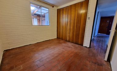 Oportunidad de Casa en Psje. Los Enebros, La Foresta II, Los Robles, comuna de Puente Alto.