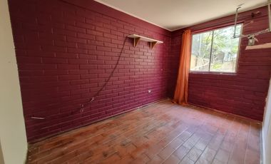 Oportunidad de Casa en Psje. Los Enebros, La Foresta II, Los Robles, comuna de Puente Alto.