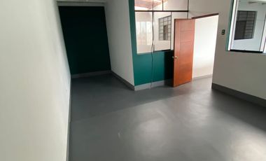 EN VENTA CASA DE 3 PISOS BARRANCA, EXCELENTE UBICACIÓN, CERCA A LA PLAYA- PRECIO DE REALIZACIÓN.