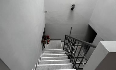 EN VENTA CASA DE 3 PISOS BARRANCA, EXCELENTE UBICACIÓN, CERCA A LA PLAYA- PRECIO DE REALIZACIÓN.