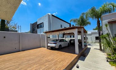 CASA EN VENTA, VILLAS DEL MESÓN JURIQUILLA