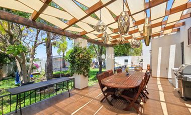 CASA EN VENTA, VILLAS DEL MESÓN JURIQUILLA
