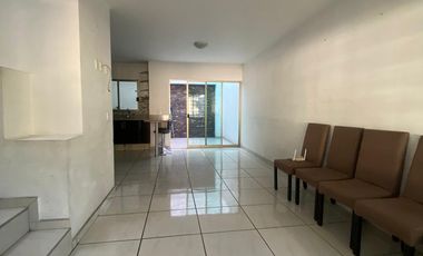 Casa en VENTA Balcones de Santa Maria 3 Recamaras a una cuadra del Tren Ligero Santuario de los Mártires