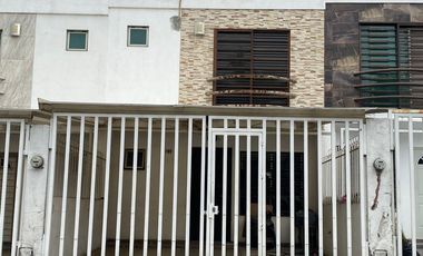 Casa en VENTA Balcones de Santa Maria 3 Recamaras a una cuadra del Tren Ligero Santuario de los Mártires