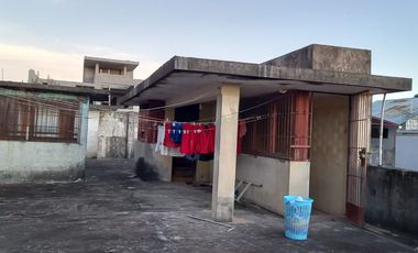 VENTA DE CASA DE 2 PISOS MAS AIRES EN PUCALLPA