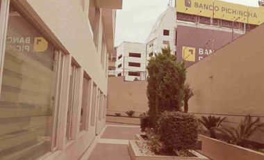 VENTA DE LINDO Y MODERNO DEPARTAMENTO. PONCEANO BAJO CERCA AL ESTADIO DE LA LIGA.