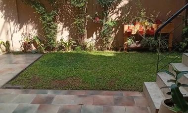 VENTA VILLA SARMIENTO CHALET 5 AMBIENTES CON PATIO COCHERA
