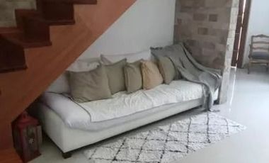 VENTA VILLA SARMIENTO CHALET 5 AMBIENTES CON PATIO COCHERA
