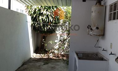 Casa en excelente colonia, Jardines de Bugambilias, Villa d Álvarez, Colima.