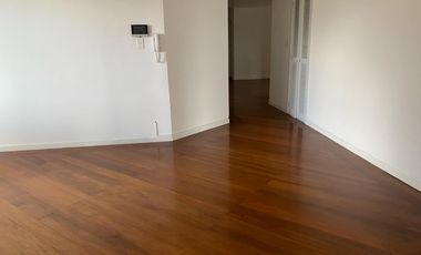 Renta Quito Tenis  departamento 4 habitaciones cada una con baño Jardin guardias generador