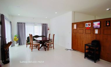 Newly renovated single-storey detached house on 100 sq.wah of land in Theprat Village, near Asia Industrial Estate and Lotus’s Ban Chang, Rayong.
