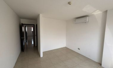 EN VENTA CASA EN CIUDAD CELESTE ETAPA LA MARINA SAMBORONDÓN