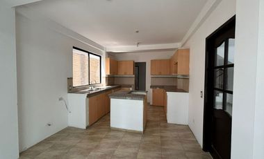 EN VENTA CASA EN CIUDAD CELESTE ETAPA LA MARINA SAMBORONDÓN