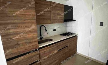 Vendo casa unifamiliar 3 pisos en manrique central