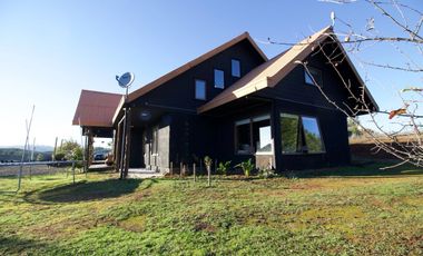 Venta o Arriendo Parcela con casa, quincho y piscina, sector San Nicolas, Florida