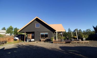 Venta o Arriendo Parcela con casa, quincho y piscina, sector San Nicolas, Florida