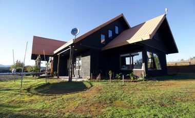 Venta o Arriendo Parcela con casa, quincho y piscina, sector San Nicolas, Florida